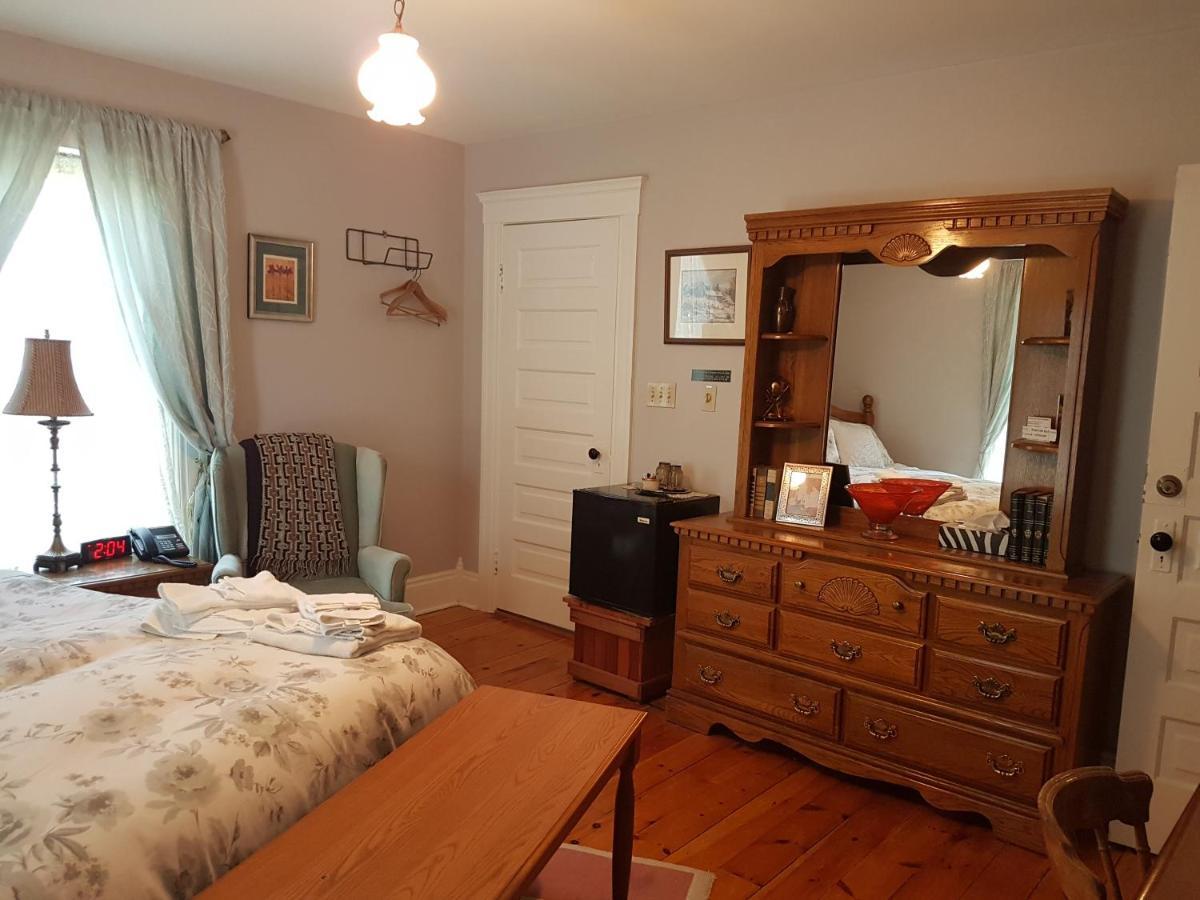 Ye Olde Walkerville Bed&Breakfast Windsor Eksteriør bilde