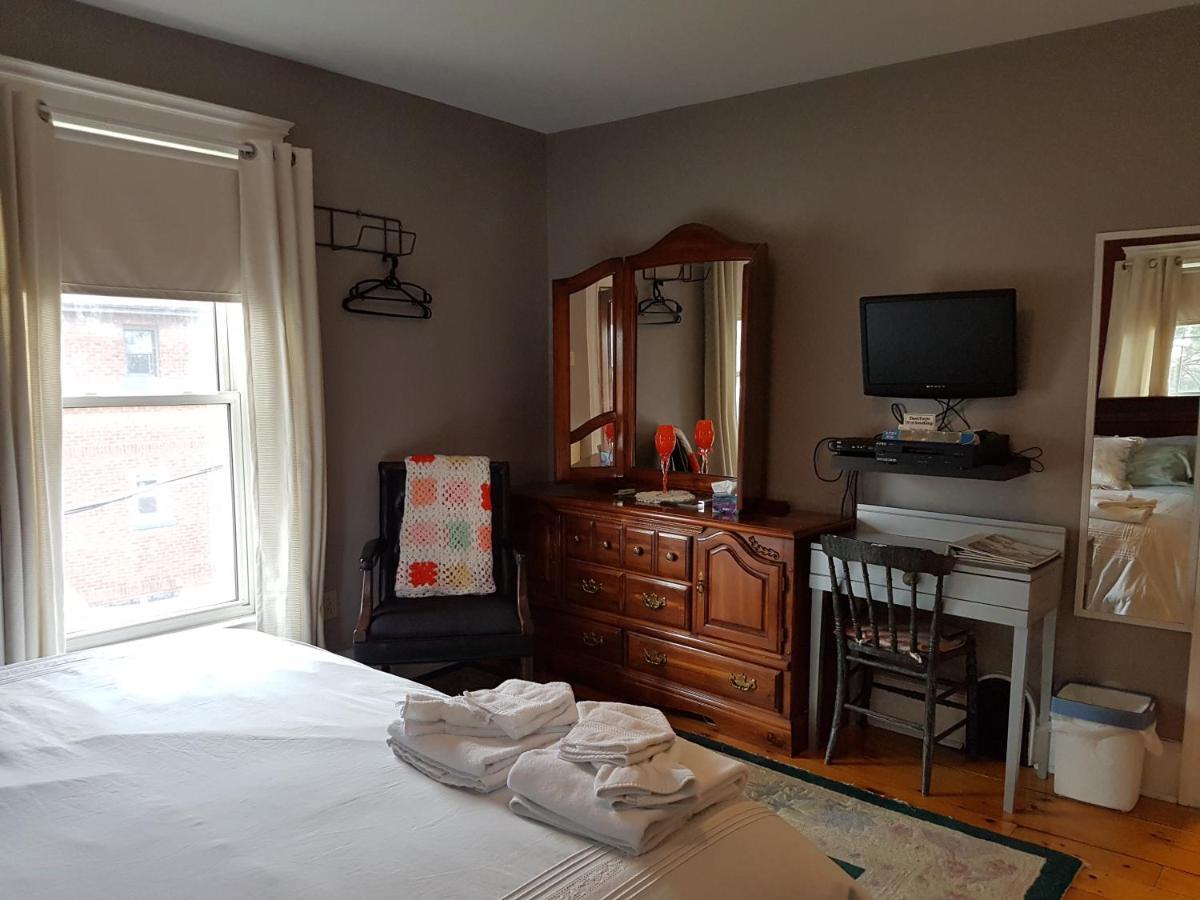 Ye Olde Walkerville Bed&Breakfast Windsor Eksteriør bilde