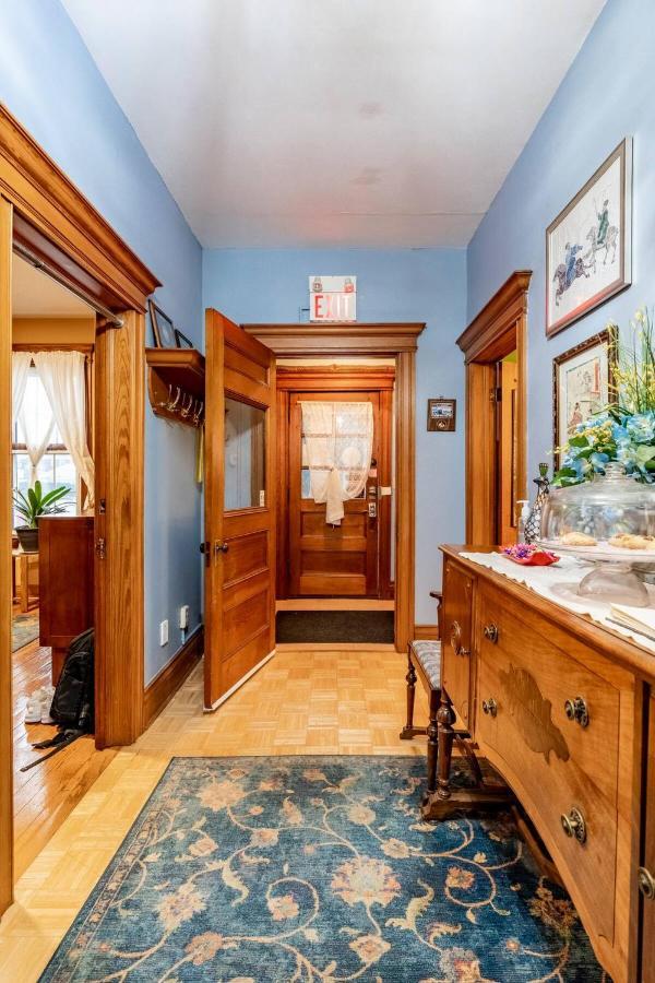 Ye Olde Walkerville Bed&Breakfast Windsor Eksteriør bilde