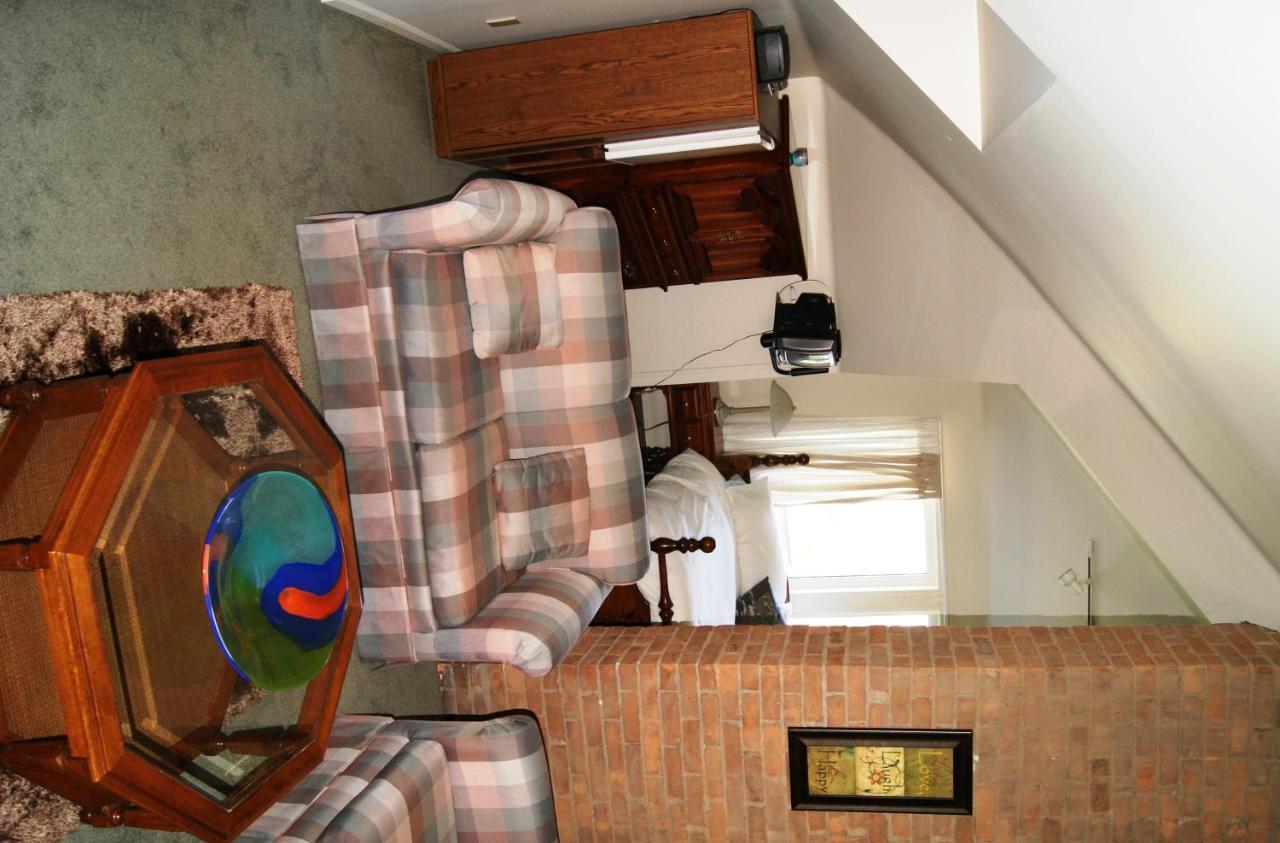 Ye Olde Walkerville Bed&Breakfast Windsor Eksteriør bilde